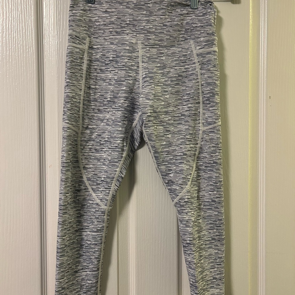 Zyia Gray Heathered Leggings size 6-8
